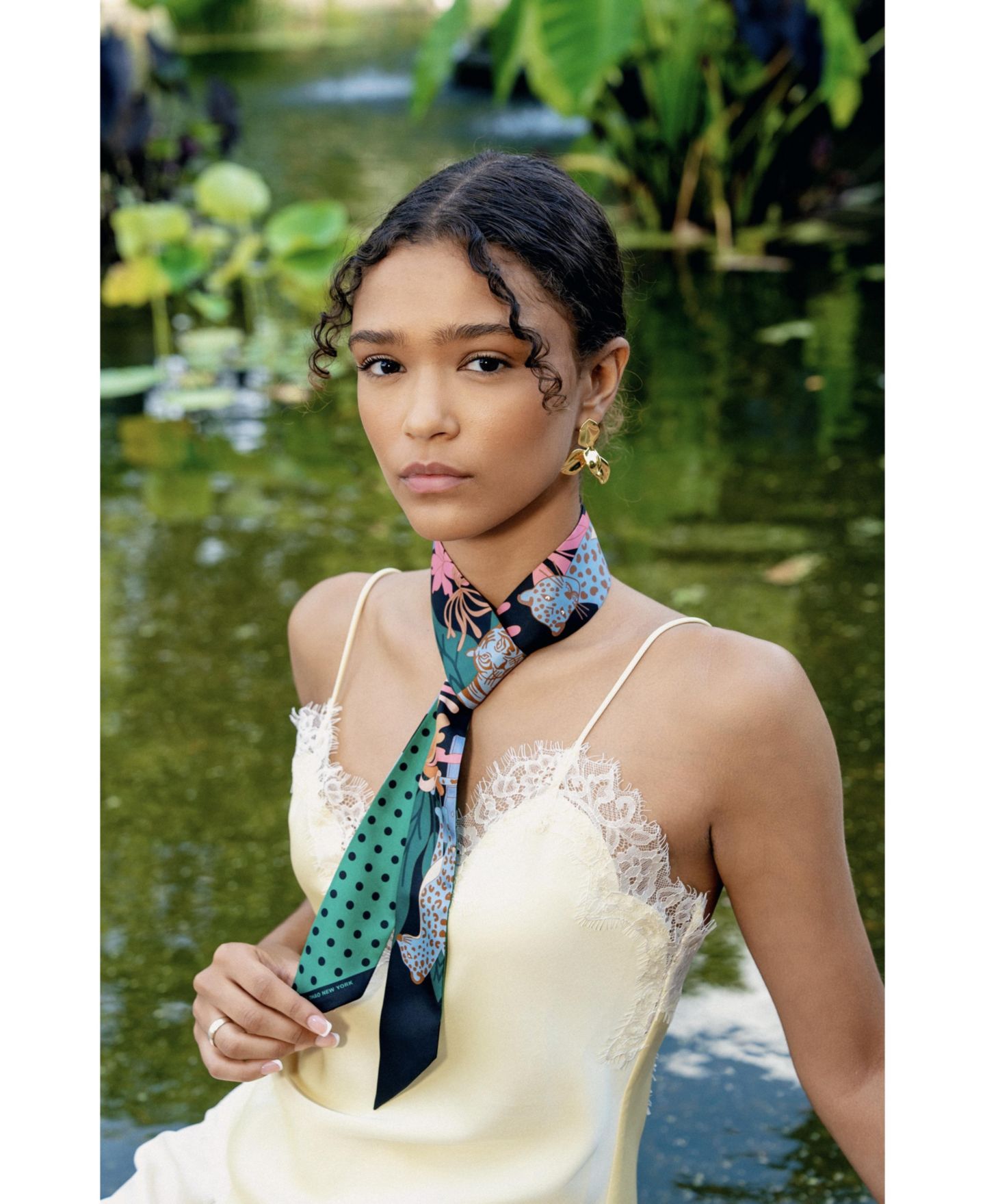 Женский шарф Jessie Zhao New York Silk Skinny Scarf Night Jungle Gathering, цвет: Зелёный — фото 6