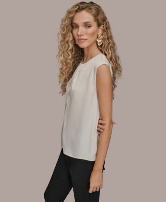 Women's Solid Sleeveless Twist Neck Top