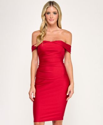 Juniors' Side Ruched Off-The-Shoulder Midi Dress