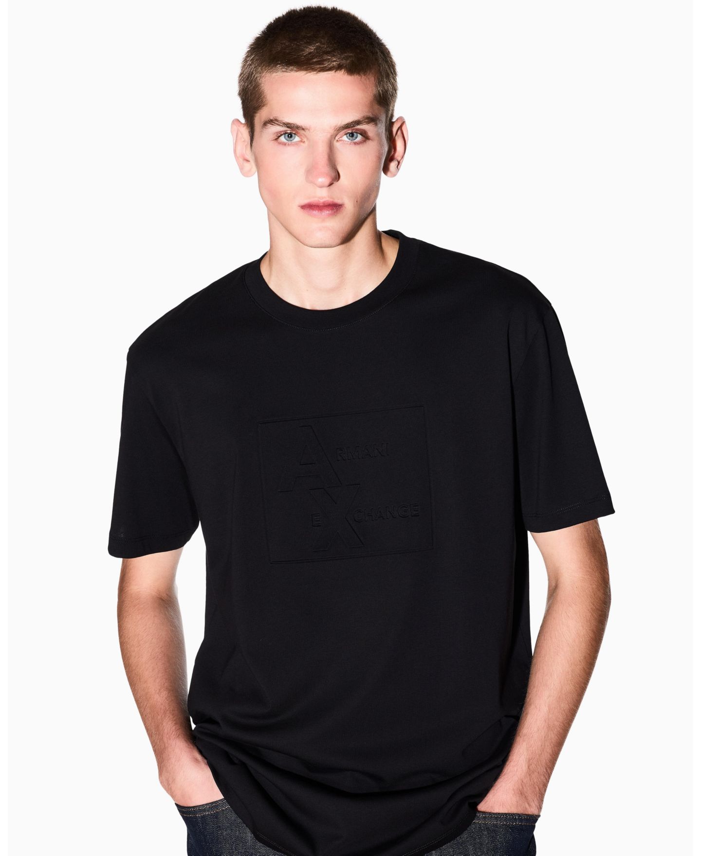 Мужская футболка A|X Armani Exchange Tonal Grid Box Graphic, цвет: Чёрный — фото 4