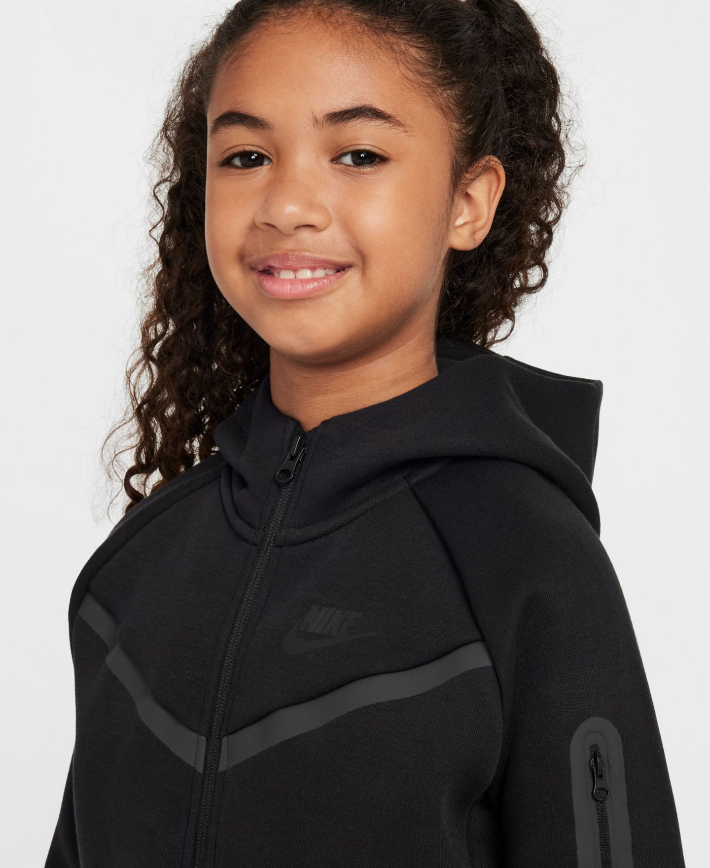Худи Nike Long-Sleeve для девочек, цвет: Чёрный — фото 3