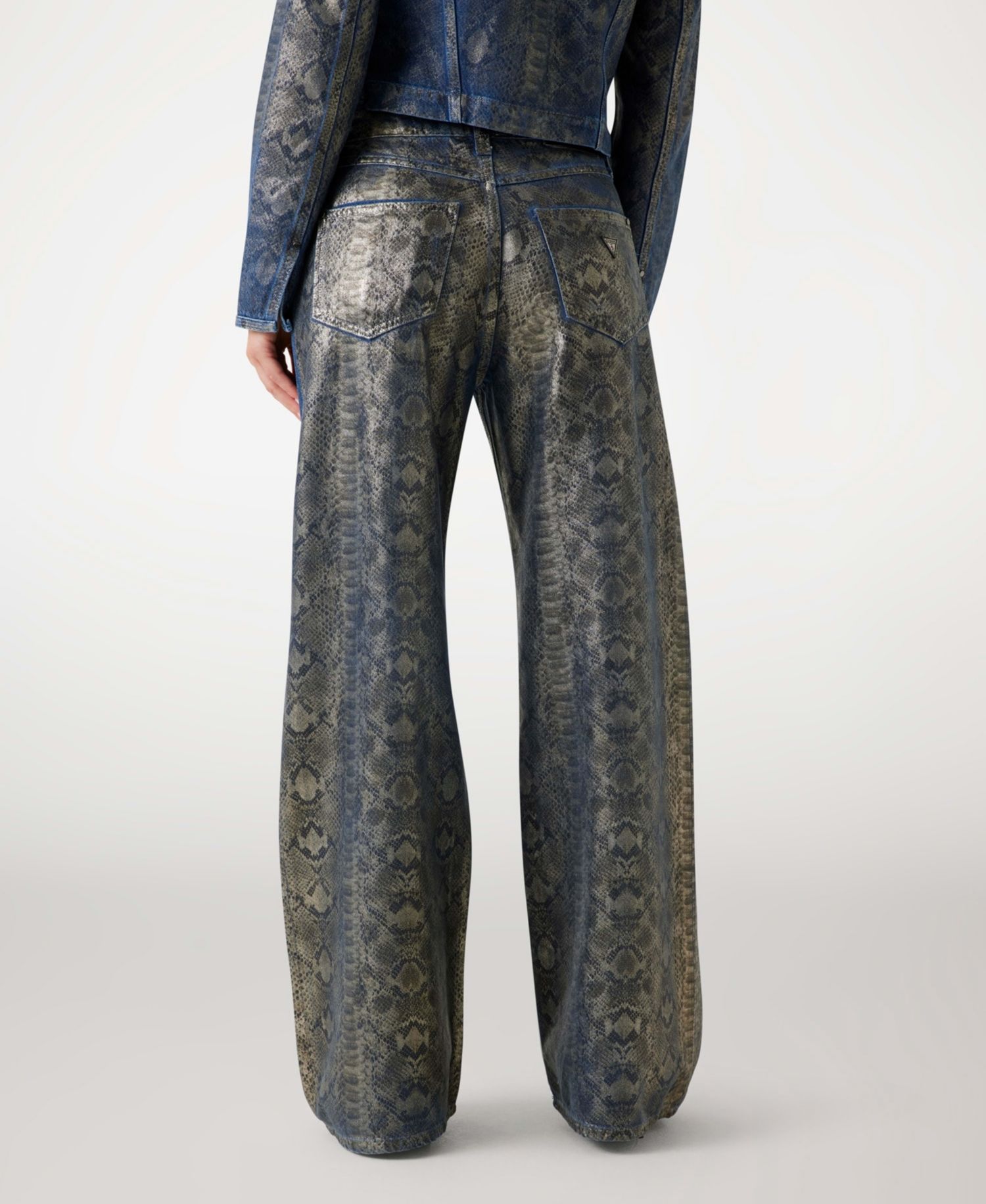 Women's Bellflower Wide-Leg Jeans
