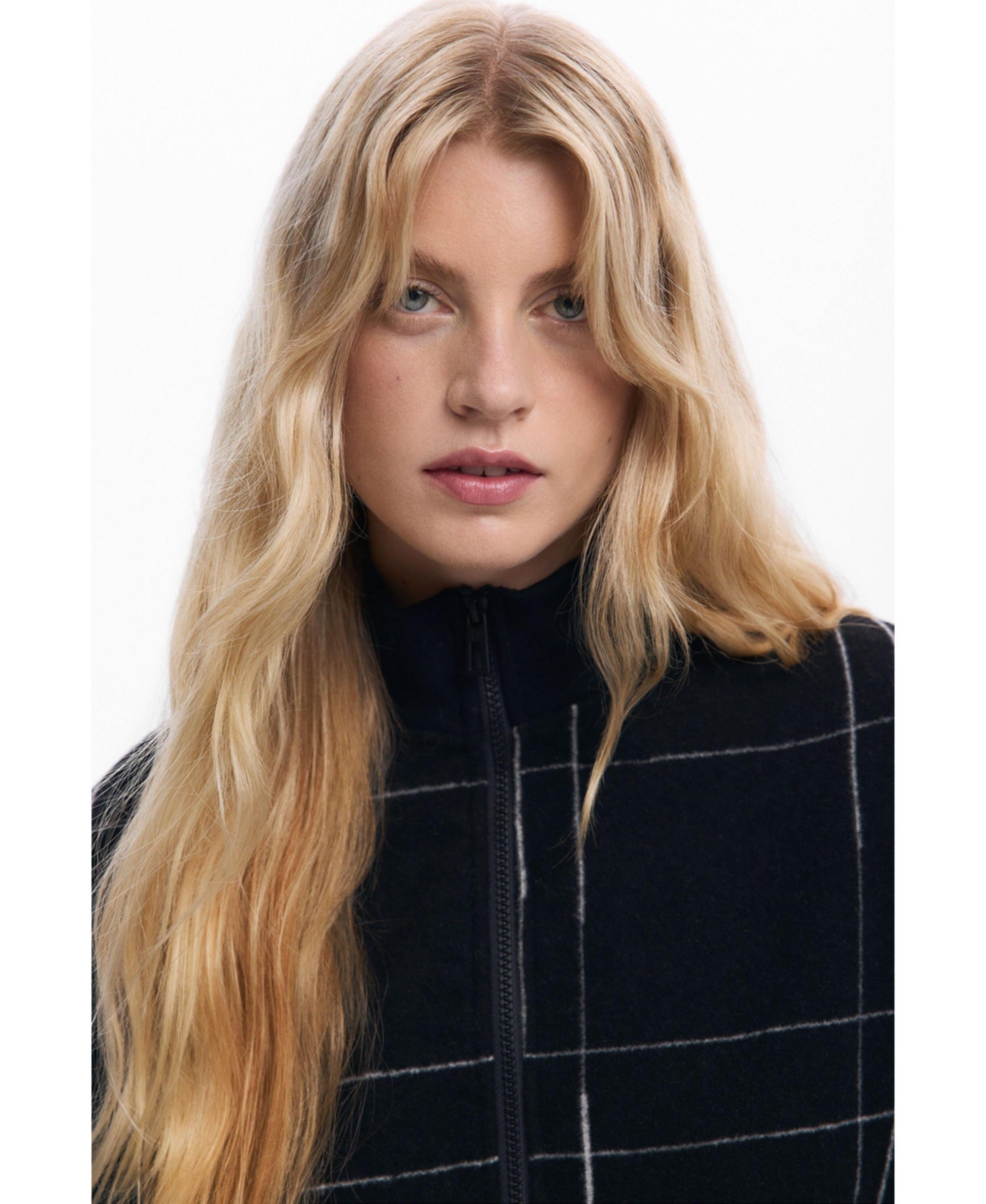 Desigual Women's Checkered Poncho In Black