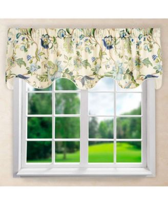 Ellis Curtain