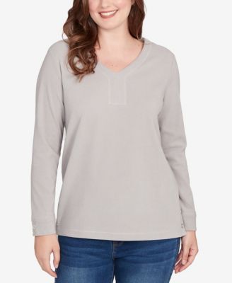 Petite Luxe Rib V-Neck Button Accent Knit Top