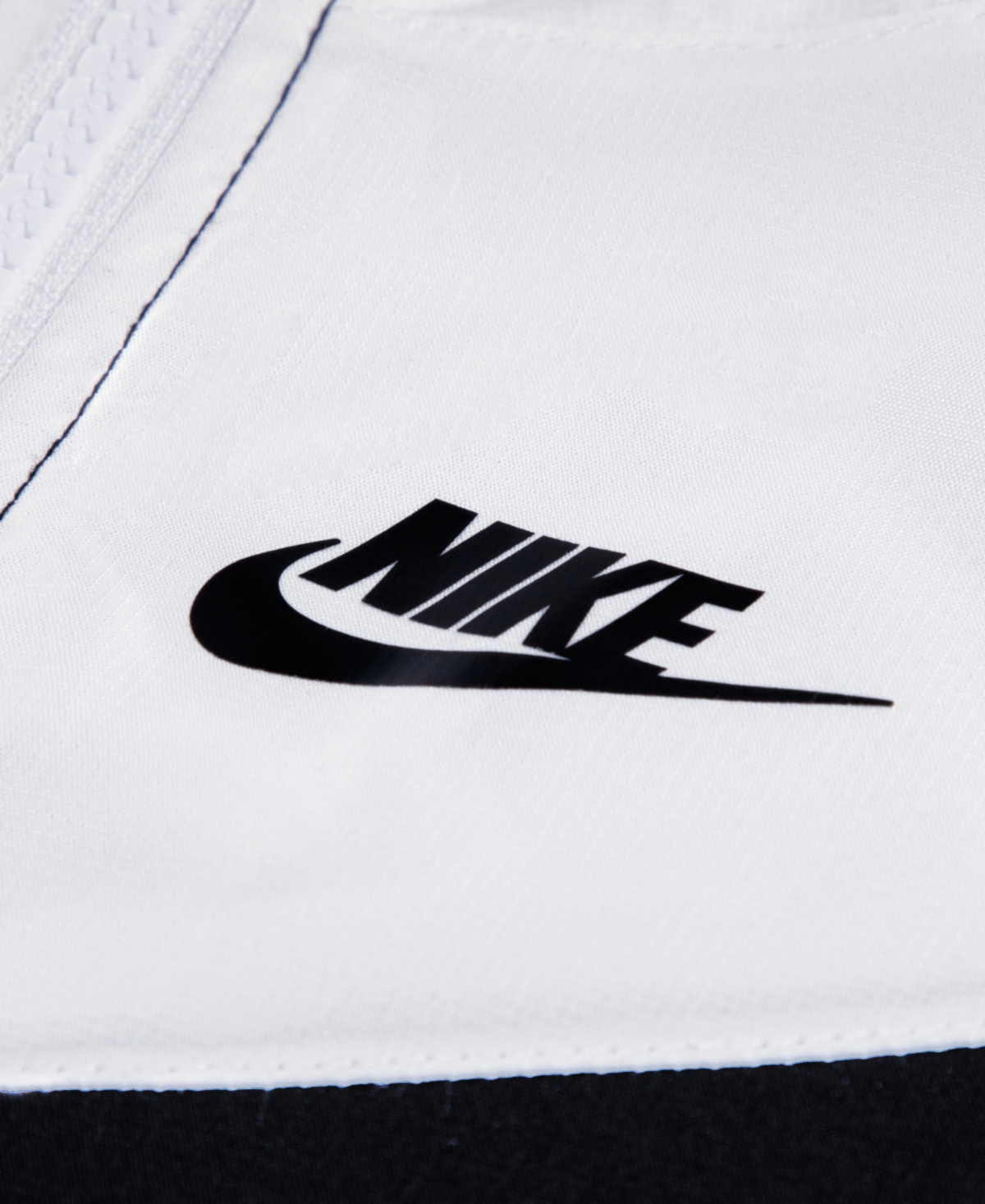 Nike Boys Toddler 2T-4T 2-Piece Windrunner Long-Sleeve Jacket and Shorts Set