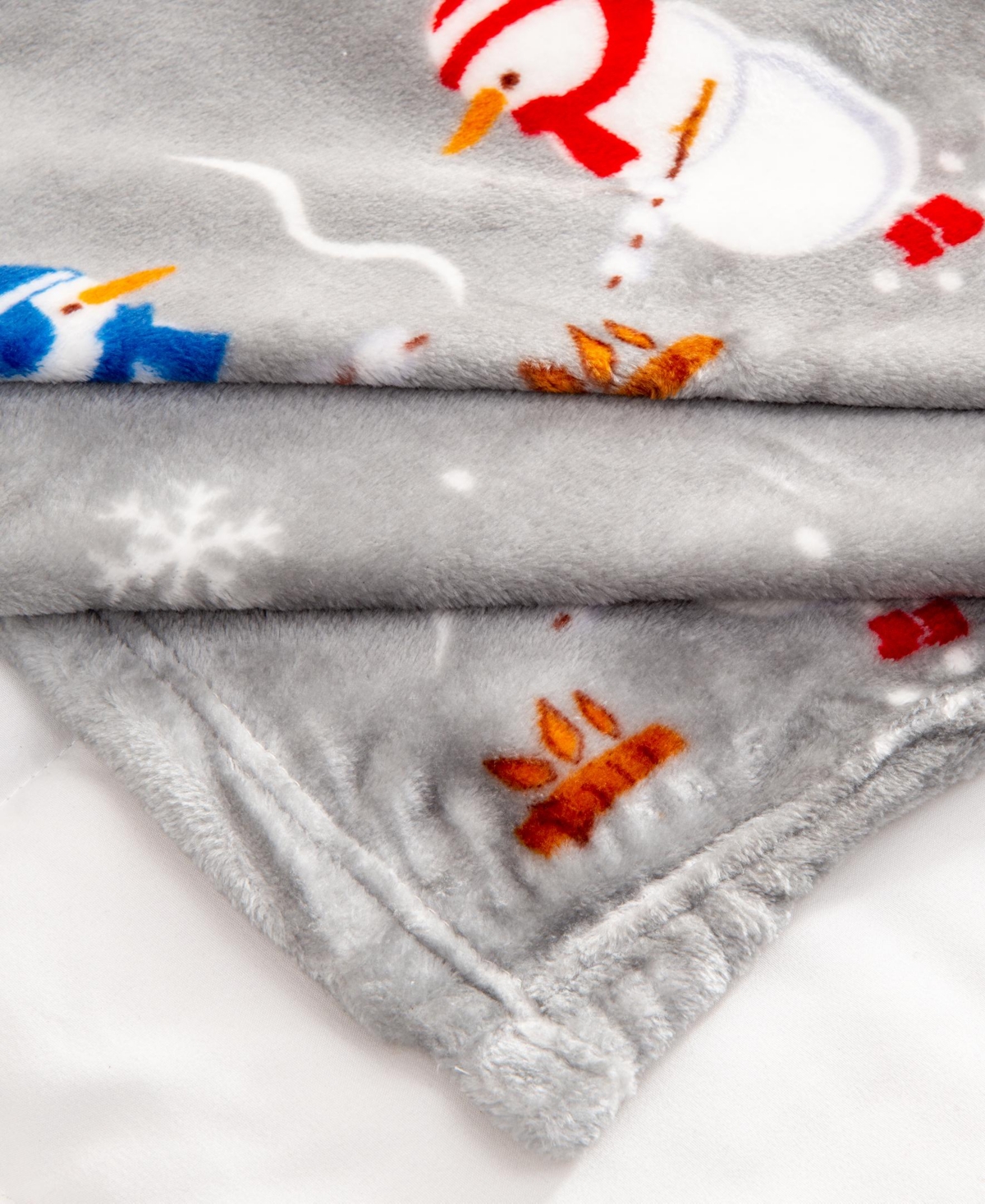 Linery & Co. Velvet Plush Cozy Christmas Throw Blanket