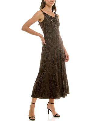 Petite Sleeveless Velvet Midi Dress