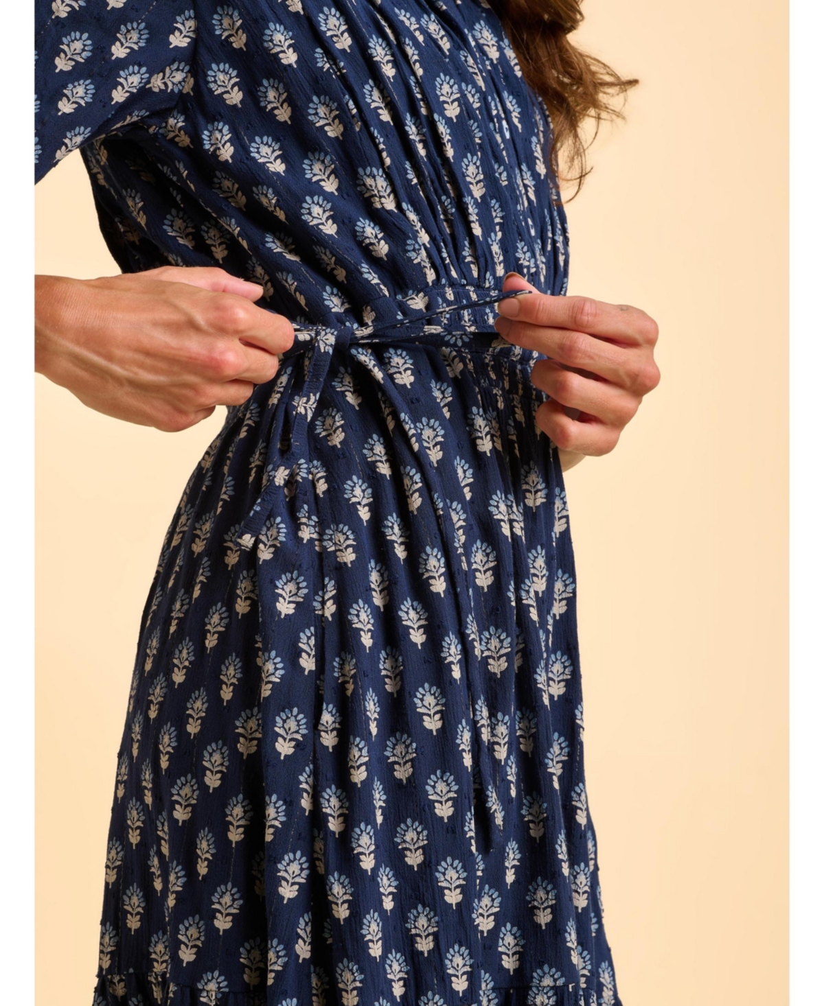 Brakeburn Women's Alpine 3/4 Sleeve Drawstring Waist Dress