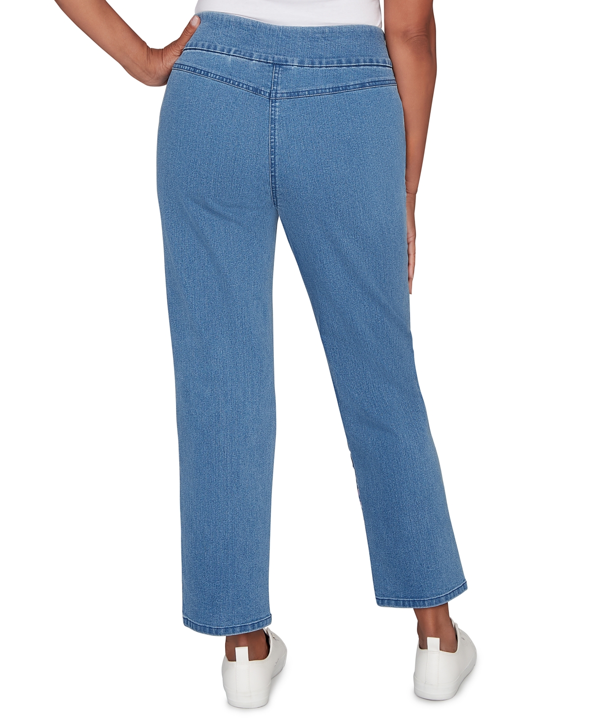 Alfred Dunner Petite Hilton Head Floral Applique Detail Pants In Blue