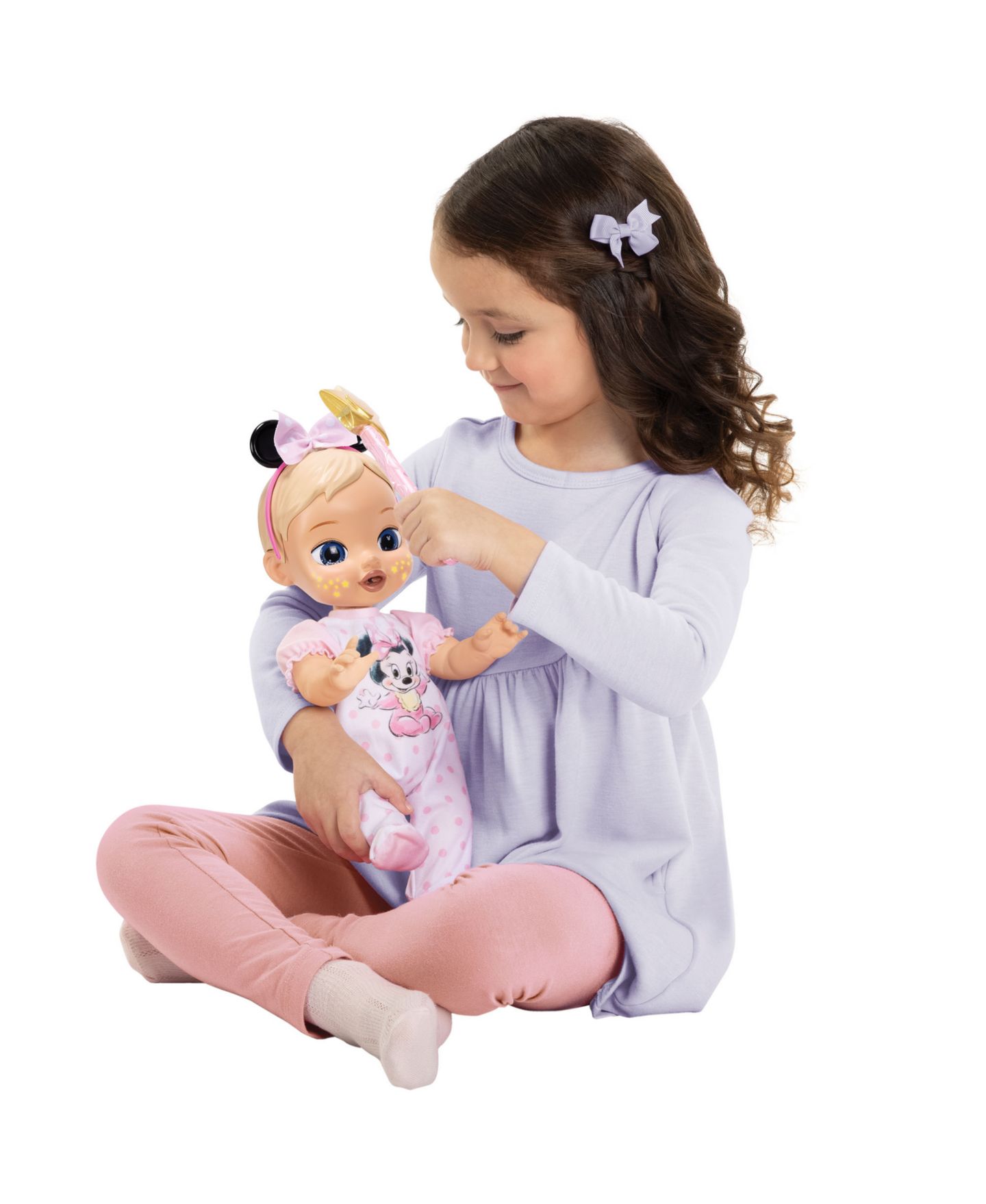 Детская кукла Disney Darlings Deluxe Minnie Mouse 13" Interactive Light-Up Baby Doll, Ages 2+ — фото 6