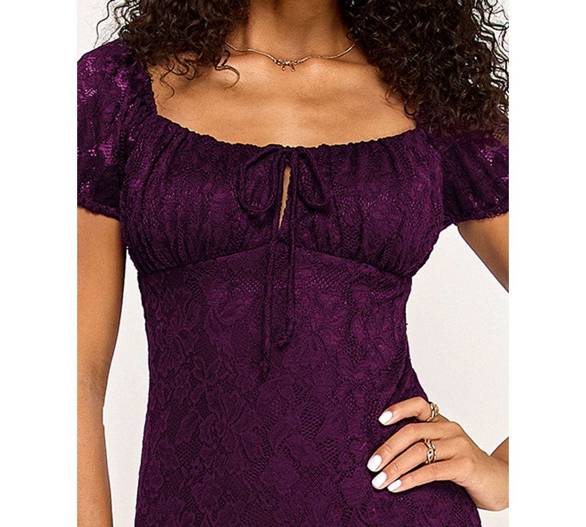 Emerald Sundae Junior's Lace Puff-sleeve Dress In Purple