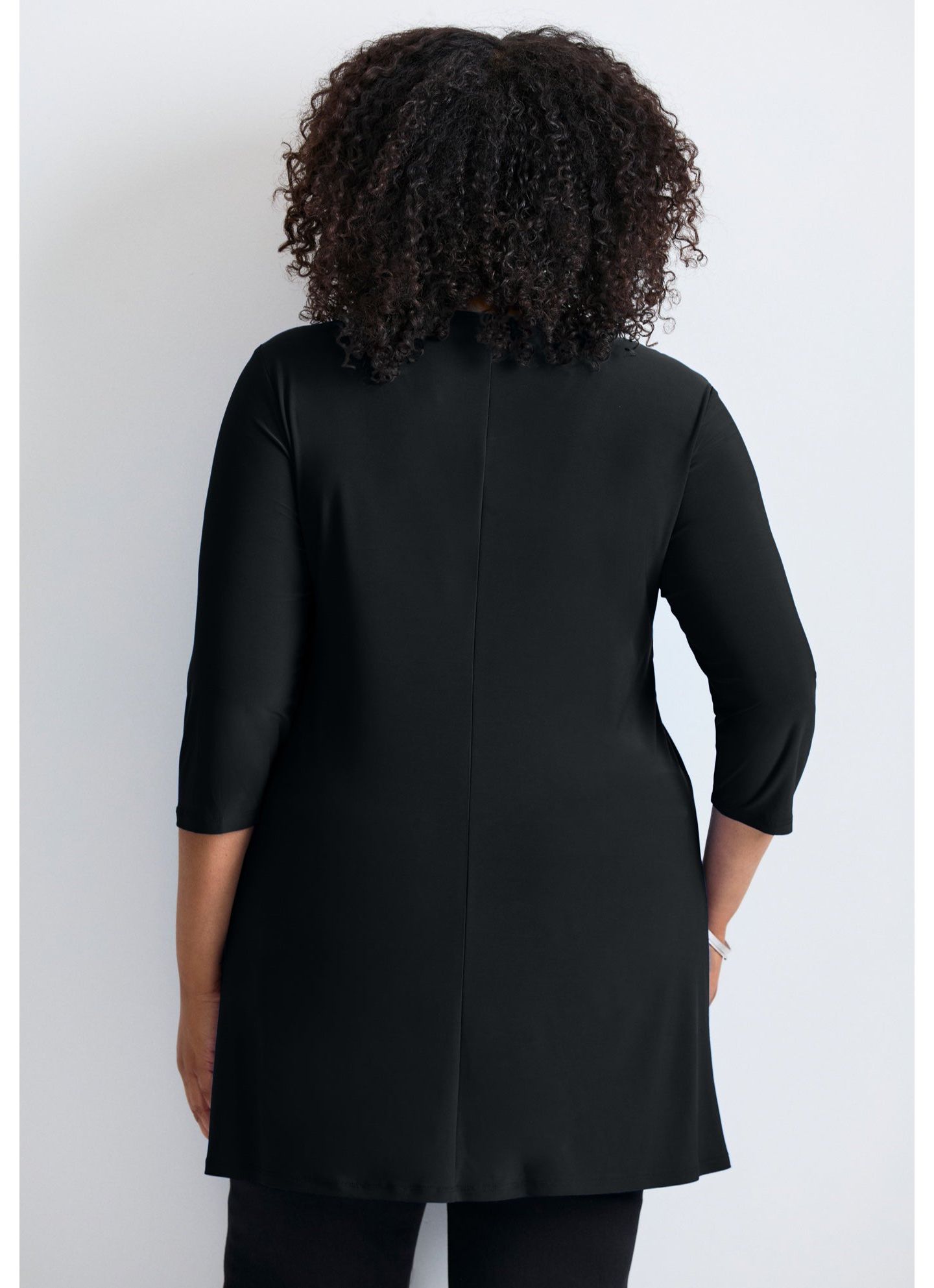 Женский топ Avenue Plus Size Ring Detail Tunic Top, цвет: Чёрный — фото 3