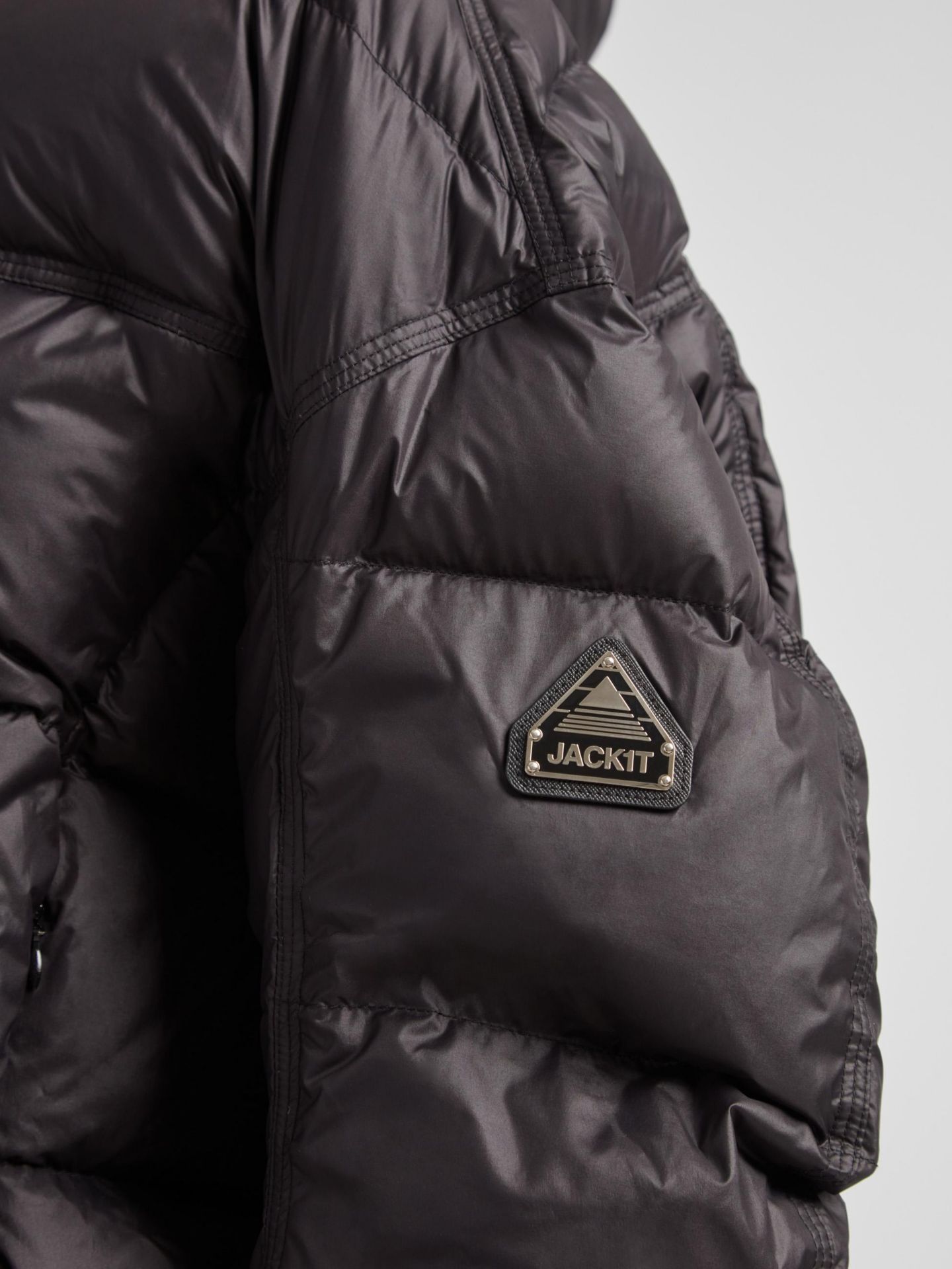 Женская куртка JACK1T Cloud Boss Hooded Puffer, цвет: Чёрный — фото 2