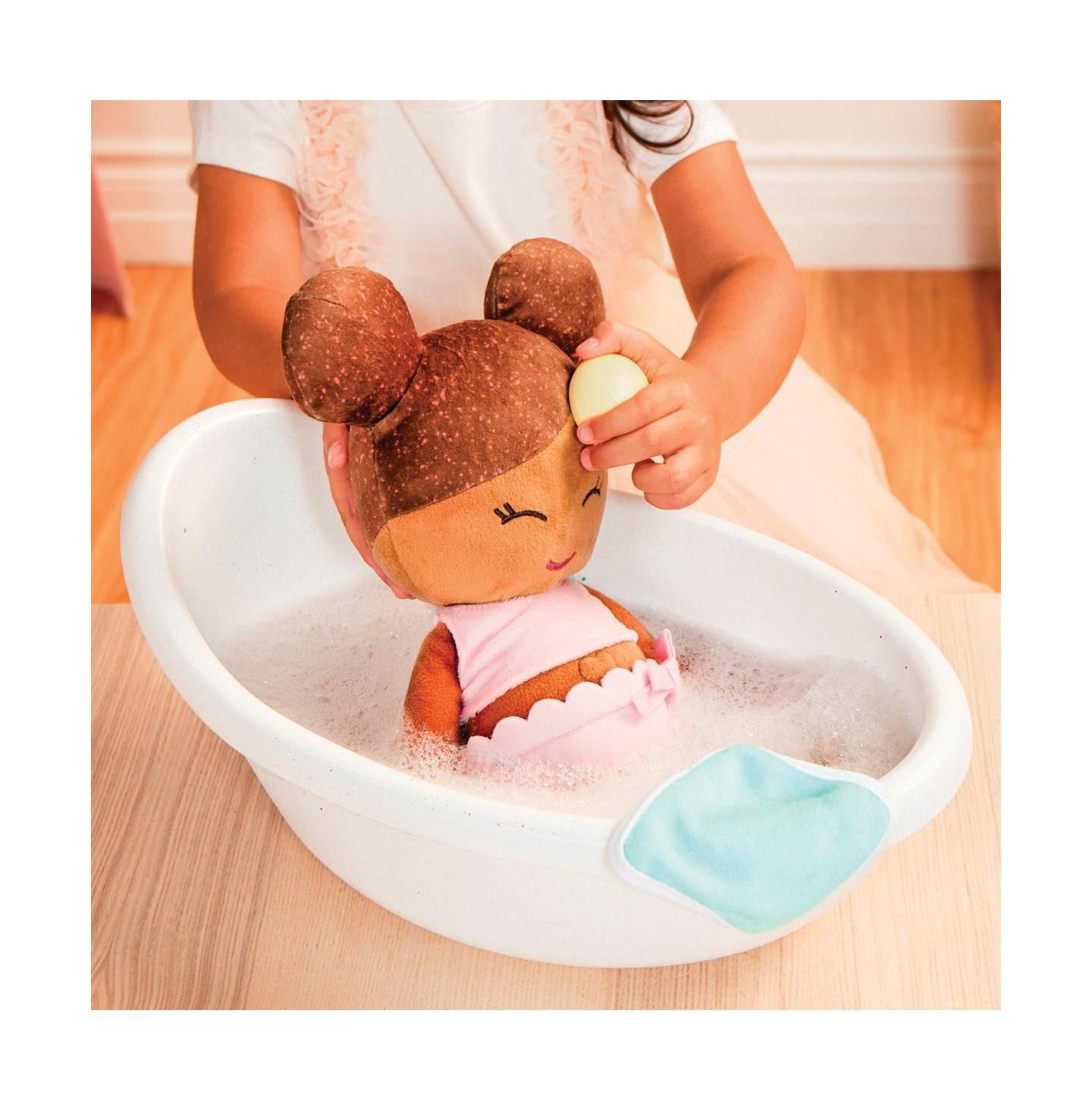 Набор аксессуаров для кукол Battat LullaBaby для игры с водой, 8 предметов, от 2 лет — фото 2