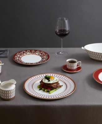 Renaissance Red Dinner Plate