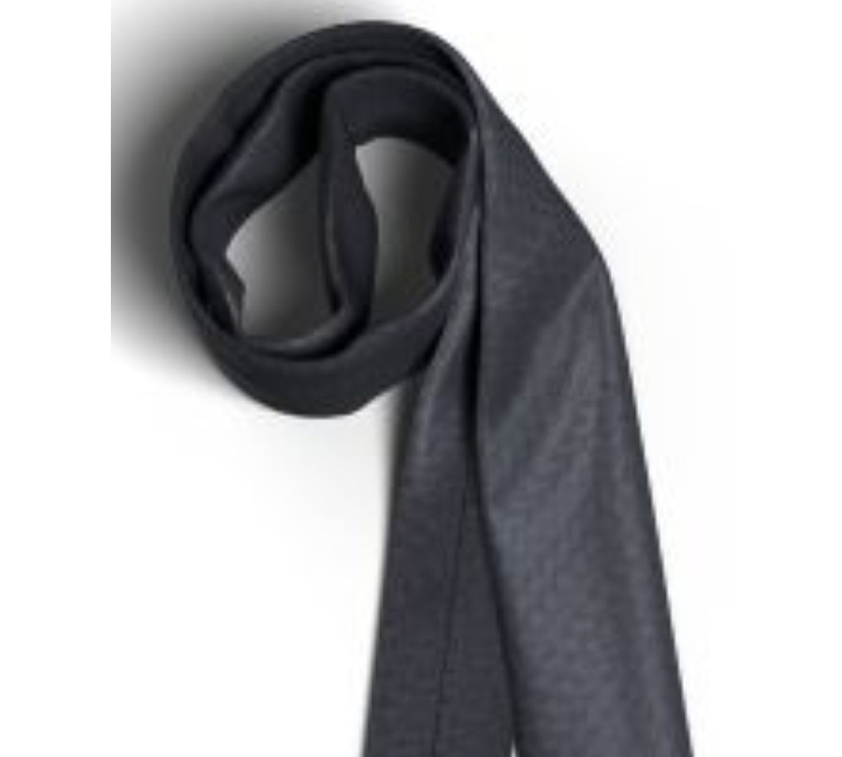 Hugo Boss Men's Solid Pattern Slim Tie
