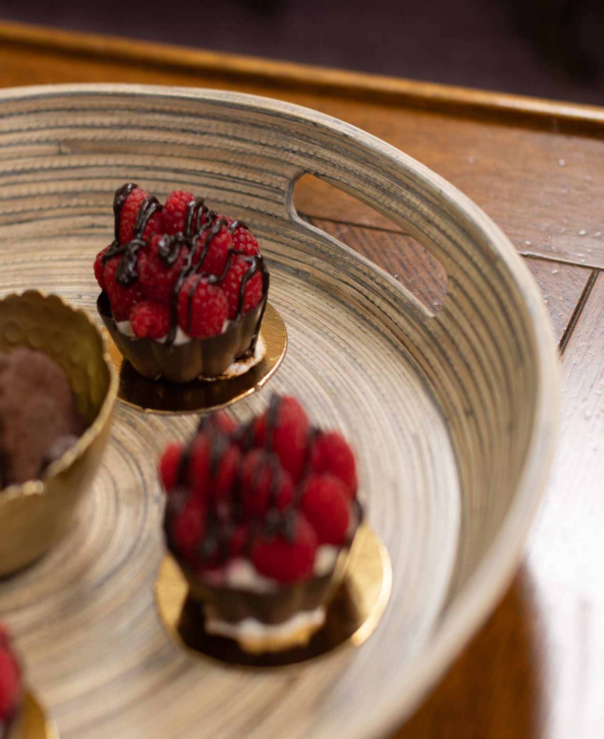 Joyce Chen Lexa Collection 16" Serving Tray In Brown