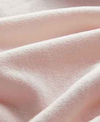 Vivienne Faux Fur Throw, 50" x 60"