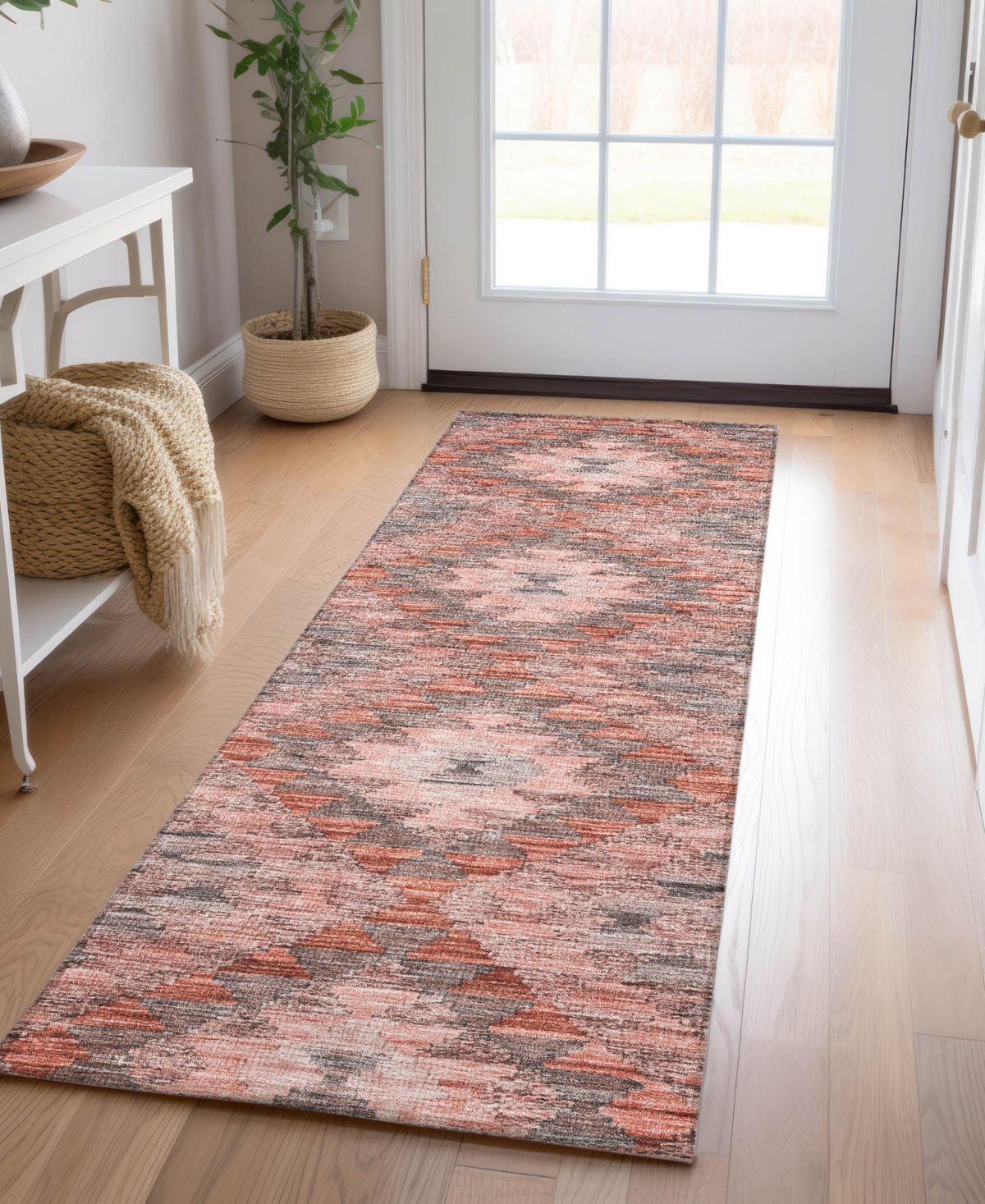 Dalyn Solace Sl13 2'3"x7'6" Runner Area Rug In Pink