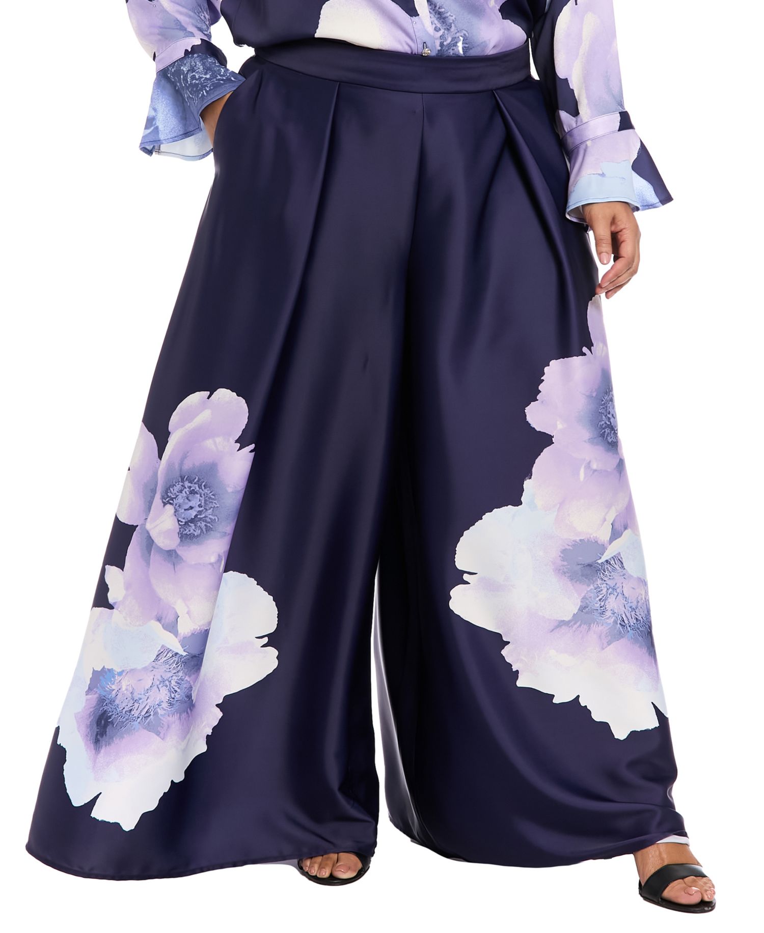 Plus Size Front Pleat Floral Placement Palazzo Pants