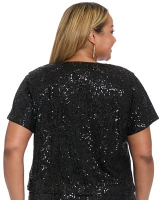 Plus Size Cropped V-Neck Top