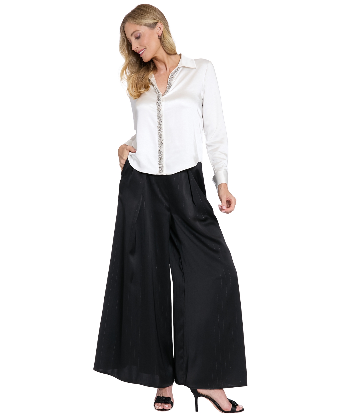 Muse Women's Long-sleeve Top In White