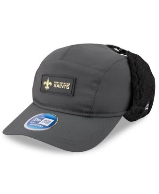New Era - Men's Charcoal New Orleans Saints 2025 Sideline Cold Weather Runner Dog Ear Adjustable Hat