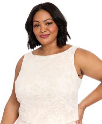 Plus Size Metallic Floral Jacquard Top