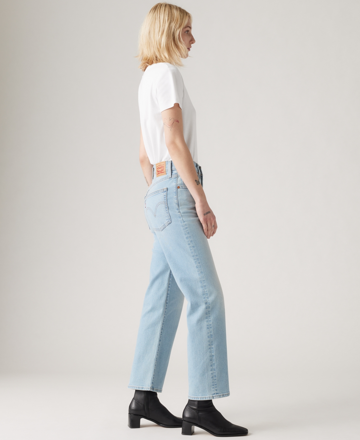 Levi's Women's Ribcage High Rise Straight Ankle Jeans In Blue