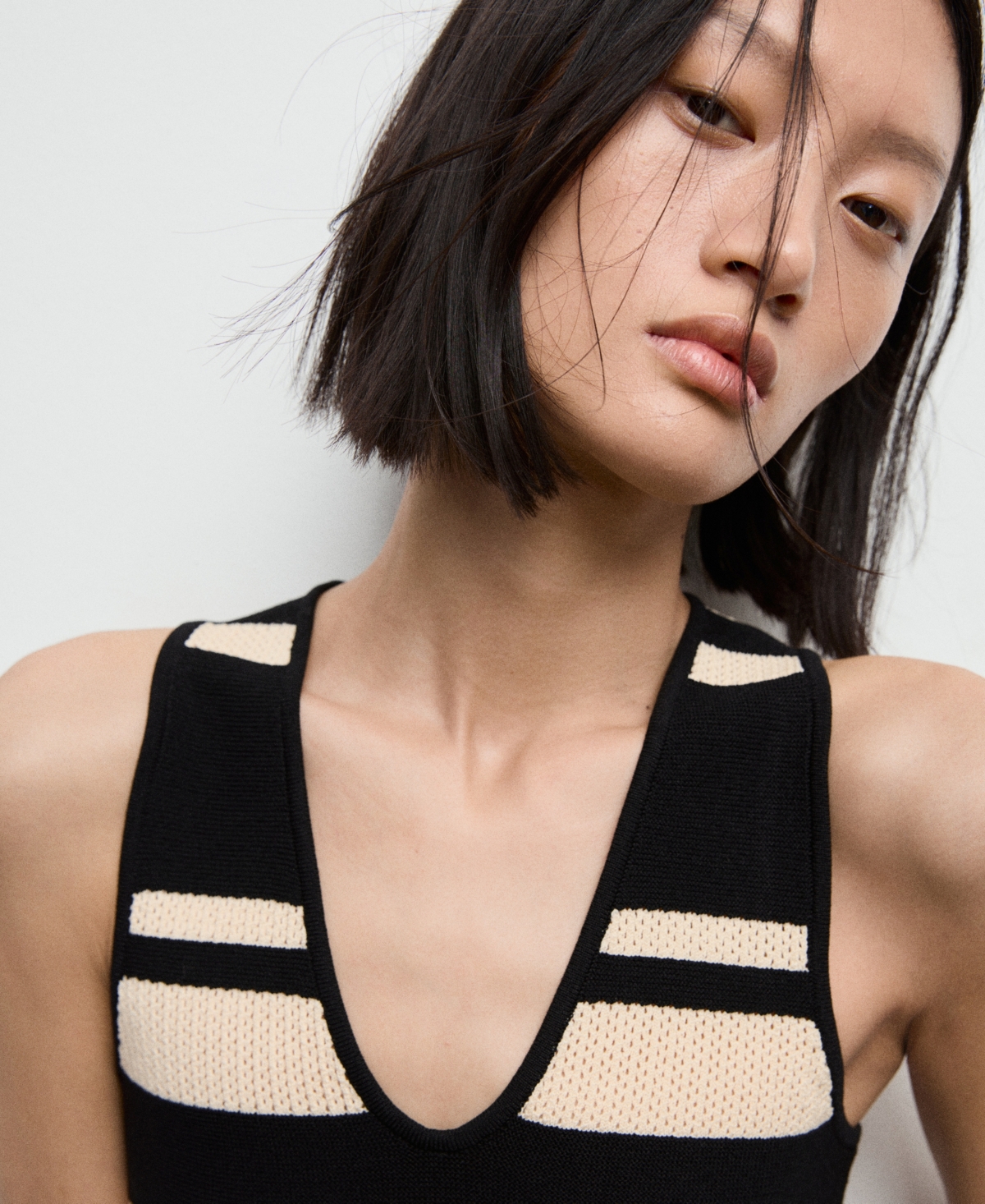 Mango Women's Stripes Knitted V-Neck Top