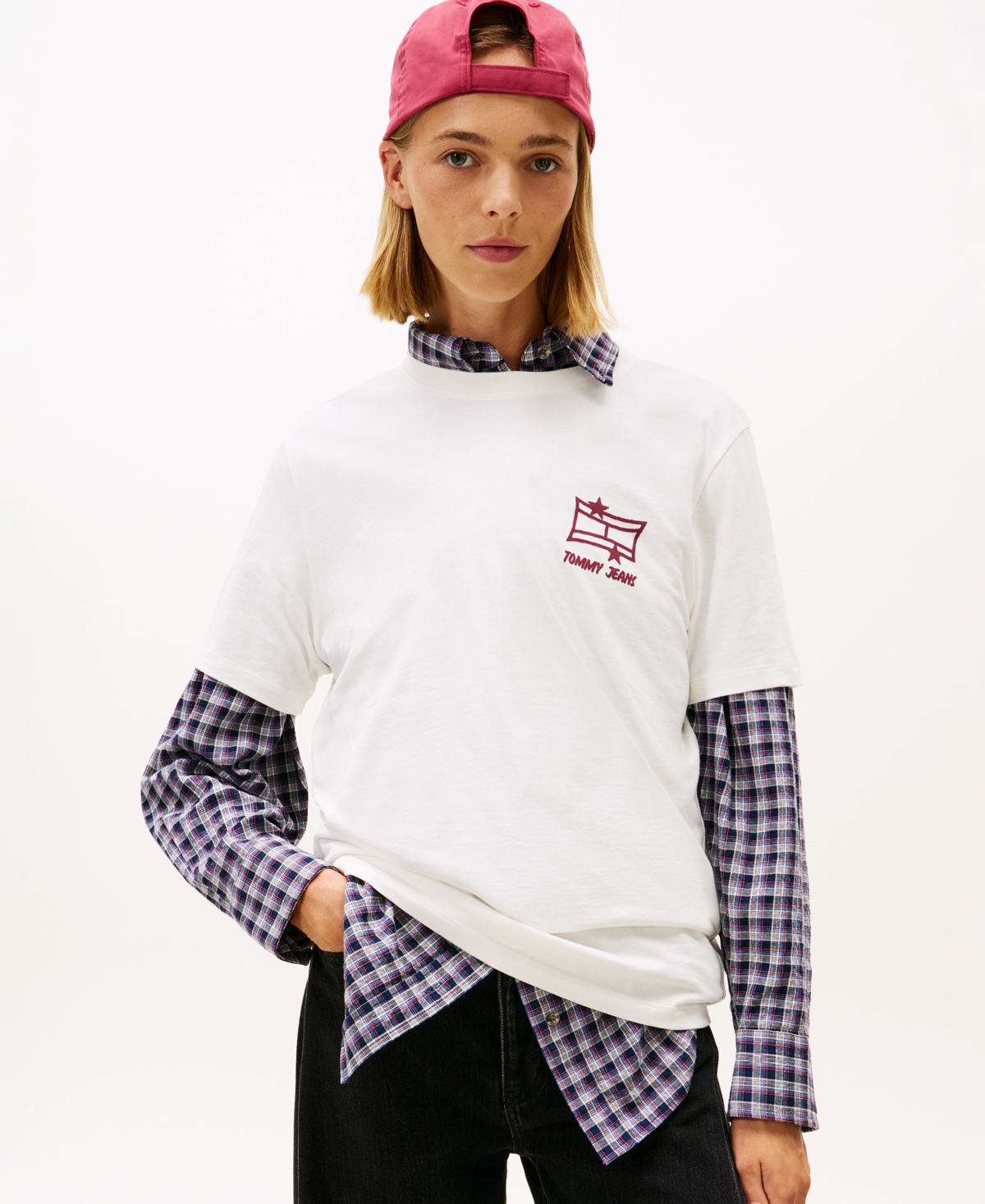 Tommy Jeans Women's Relaxed Graffiti Logo T-Shirt