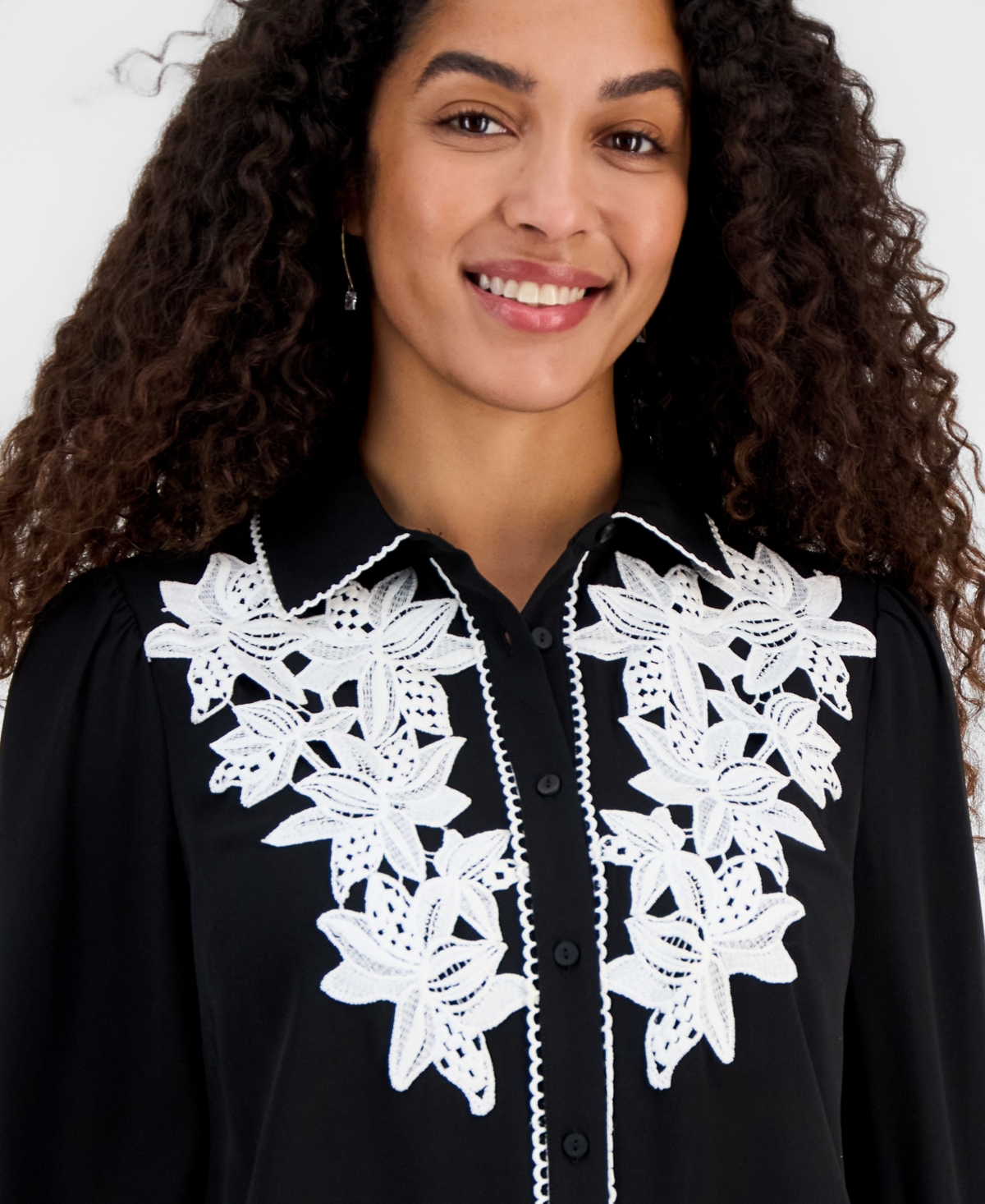 T Tahari Women's Contrast-Trim Button-Down Blouse