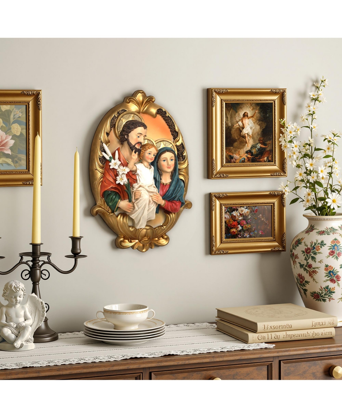 LuxenHome Holy Family Wall Plaque, Oval Religious Decor Featuring Joseph, Mary & Baby Jesus for Prayer Room & Faithful Home