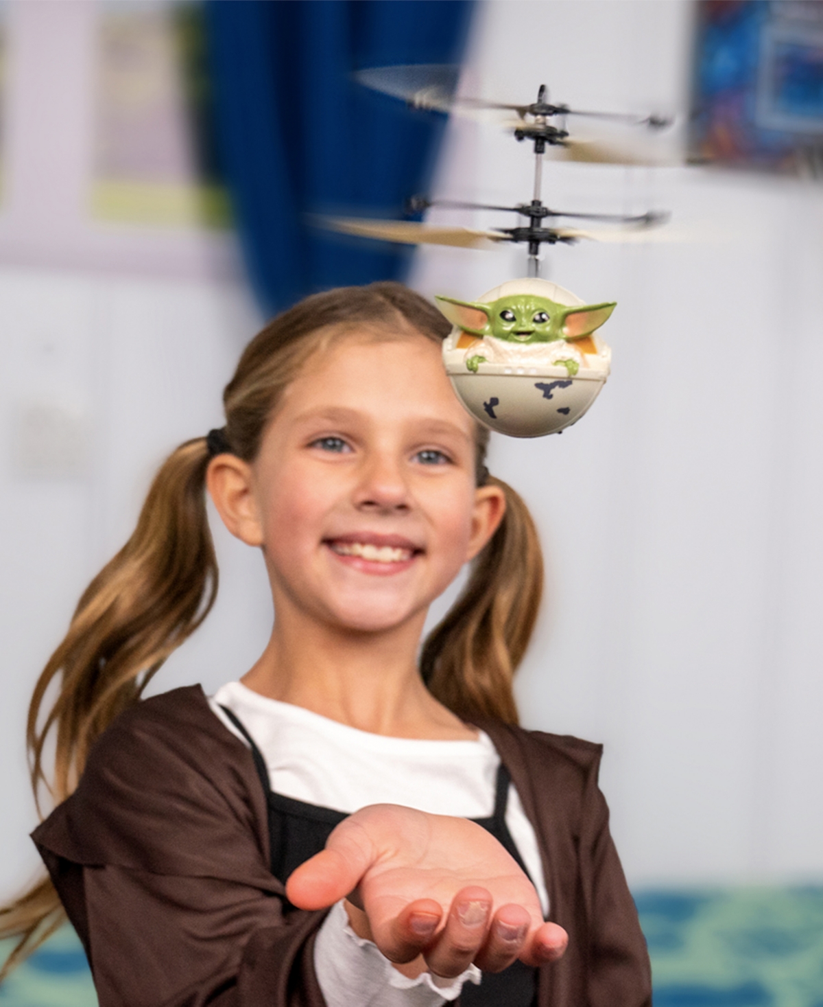 World Tech Toys Star Wars The Mandalorian Baby Yoda "the Child" Sculpted Head Ufo Helicopter In Transparent