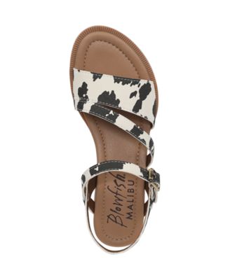 Women's Arrow Strappy Flat Sandals