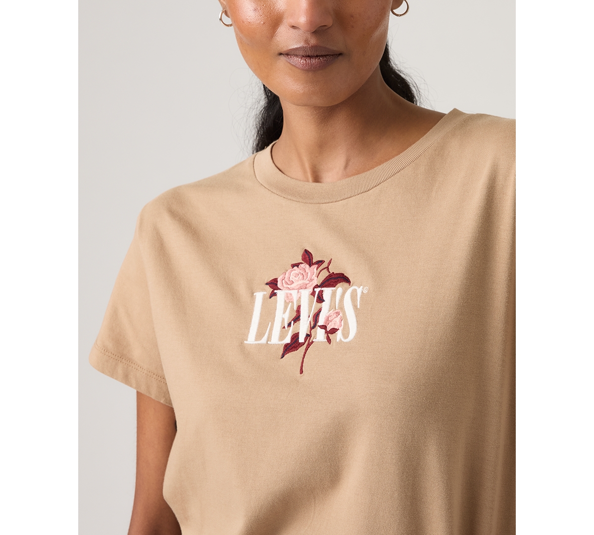 Levi's Women's Graphic Boxy Short-Sleeve T-Shirt