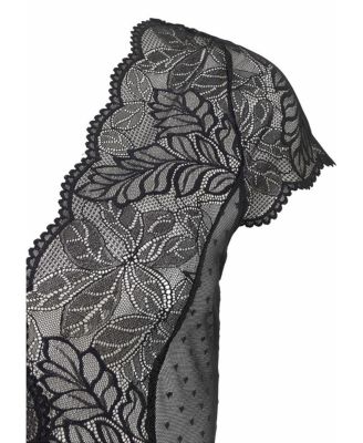 Women's V-Neck Lace Teddy cup sizing