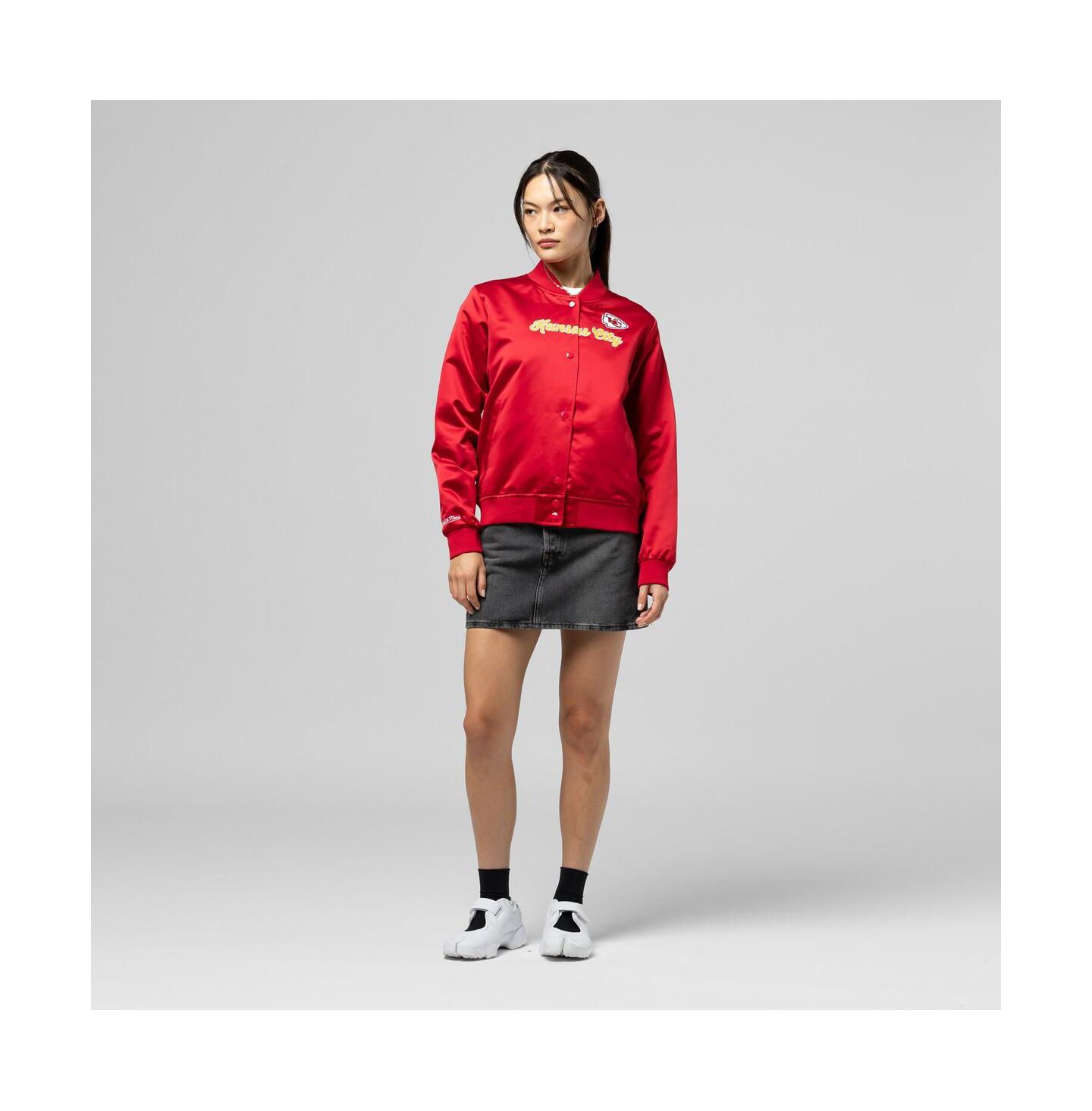 Женская куртка Mitchell & Ness Red Kansas City Chiefs Full-Snap Satin — фото 4