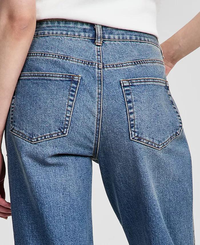 Women's Pearl-Embellished Straight-Leg Jeans - thumbnail 3