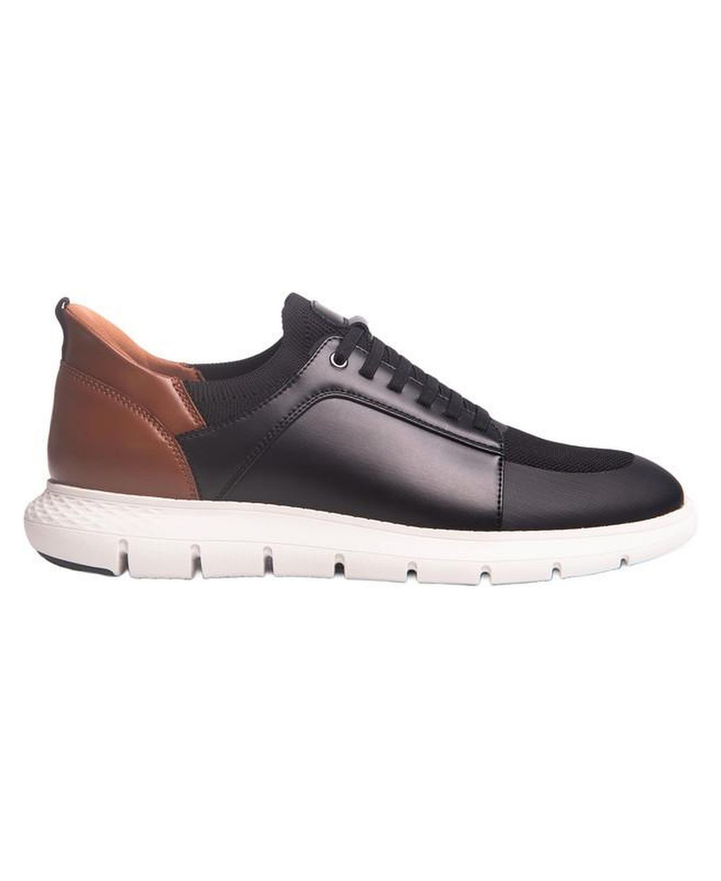 Мужские кроссовки Marc Joseph New York Newbury St Hands-Free Slip On Technology Lightweight, цвет: Чёрный кожаный — фото 2