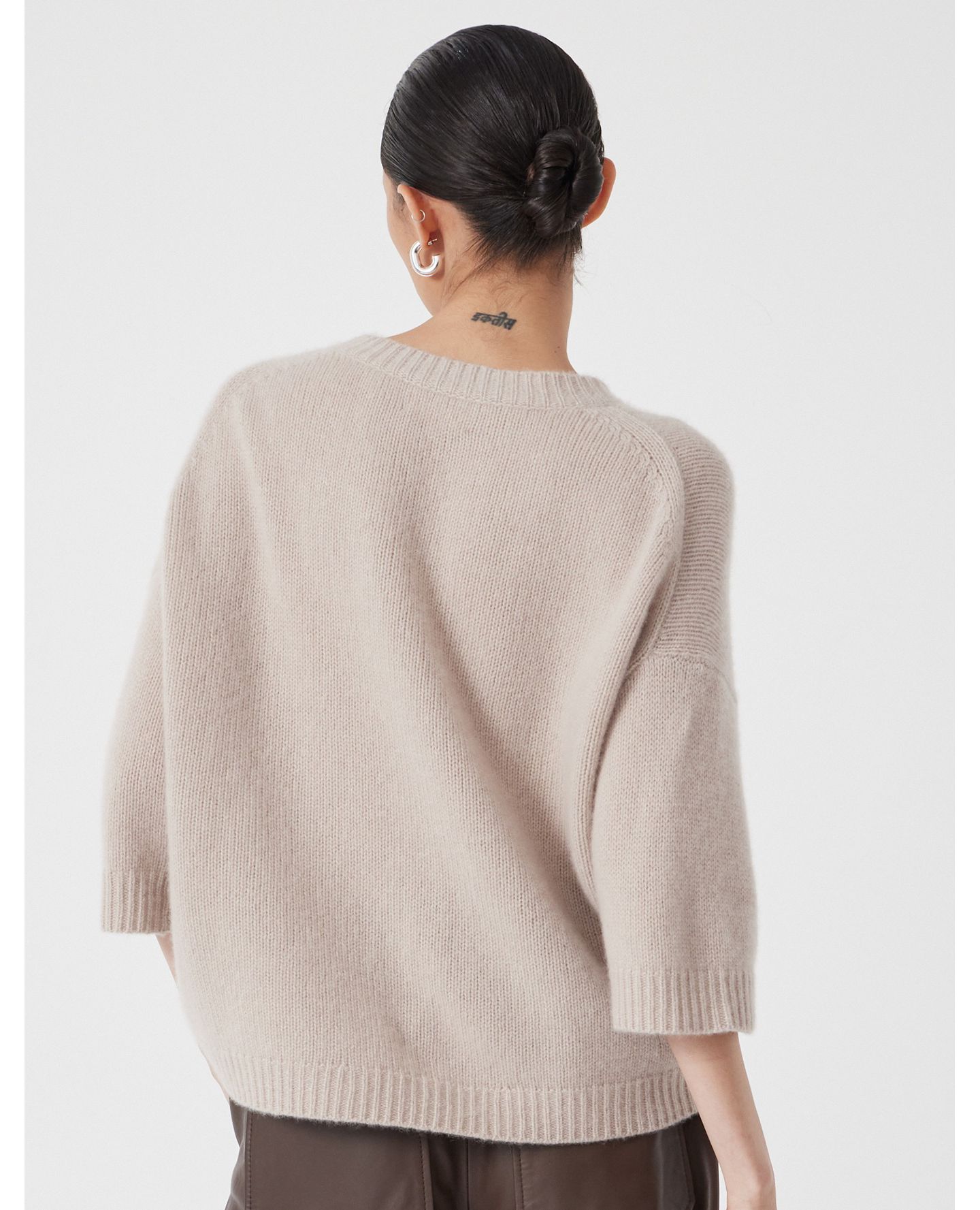 Женский топ Hush Women's Cherrie Chunky Cashmere Jumper, цвет: Миндальный — фото 4