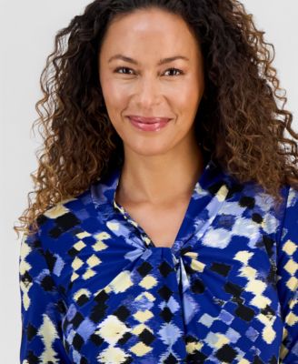 Petite Twist-Neck 3/4-Sleeve Top