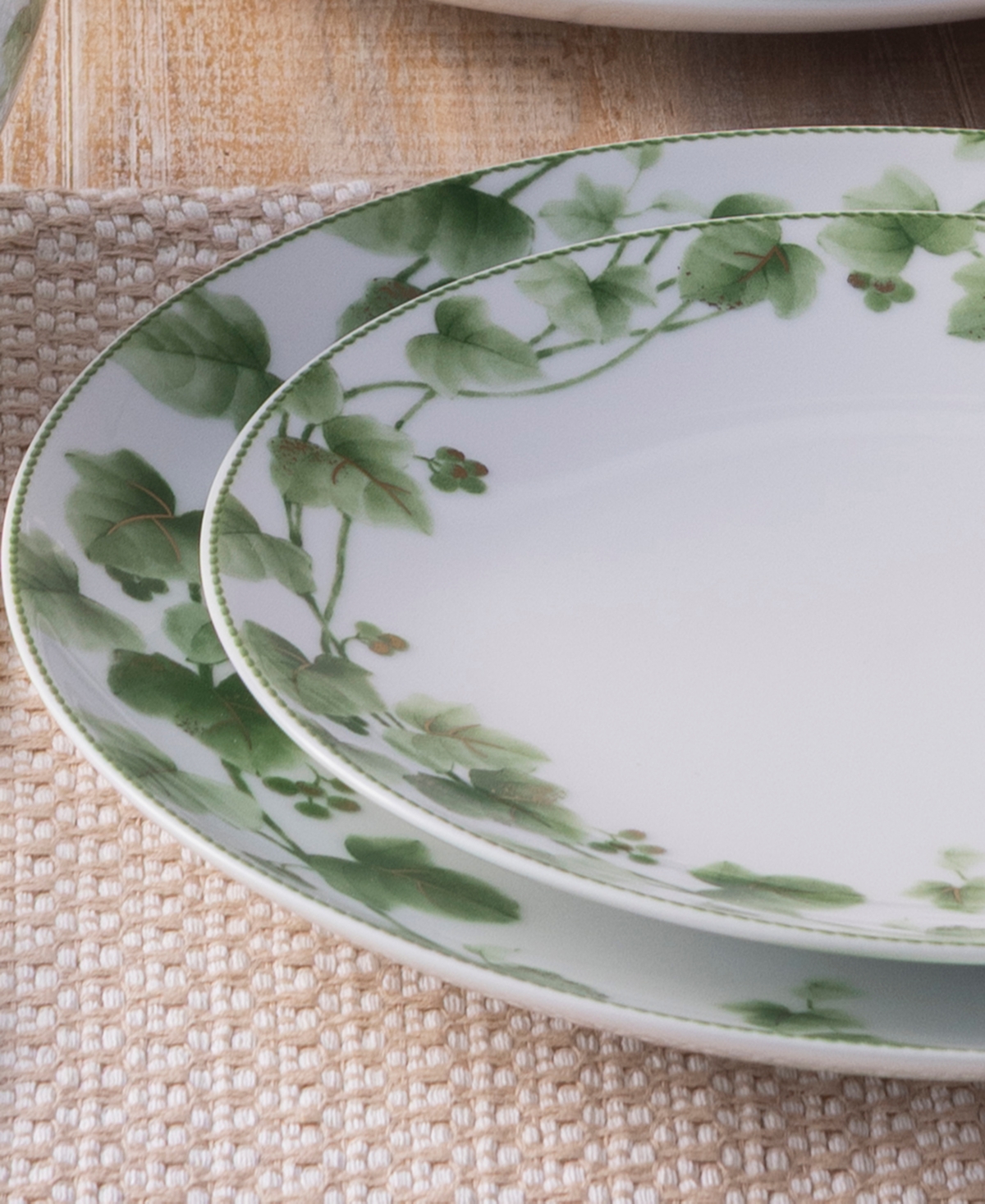 Noritake Ivy Whisper 12 Pc. Dinnerware Set, Service For 4 In Green