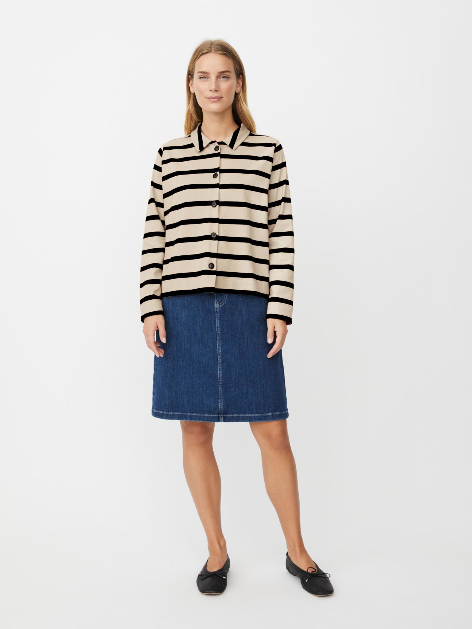 Women's Button up sweater