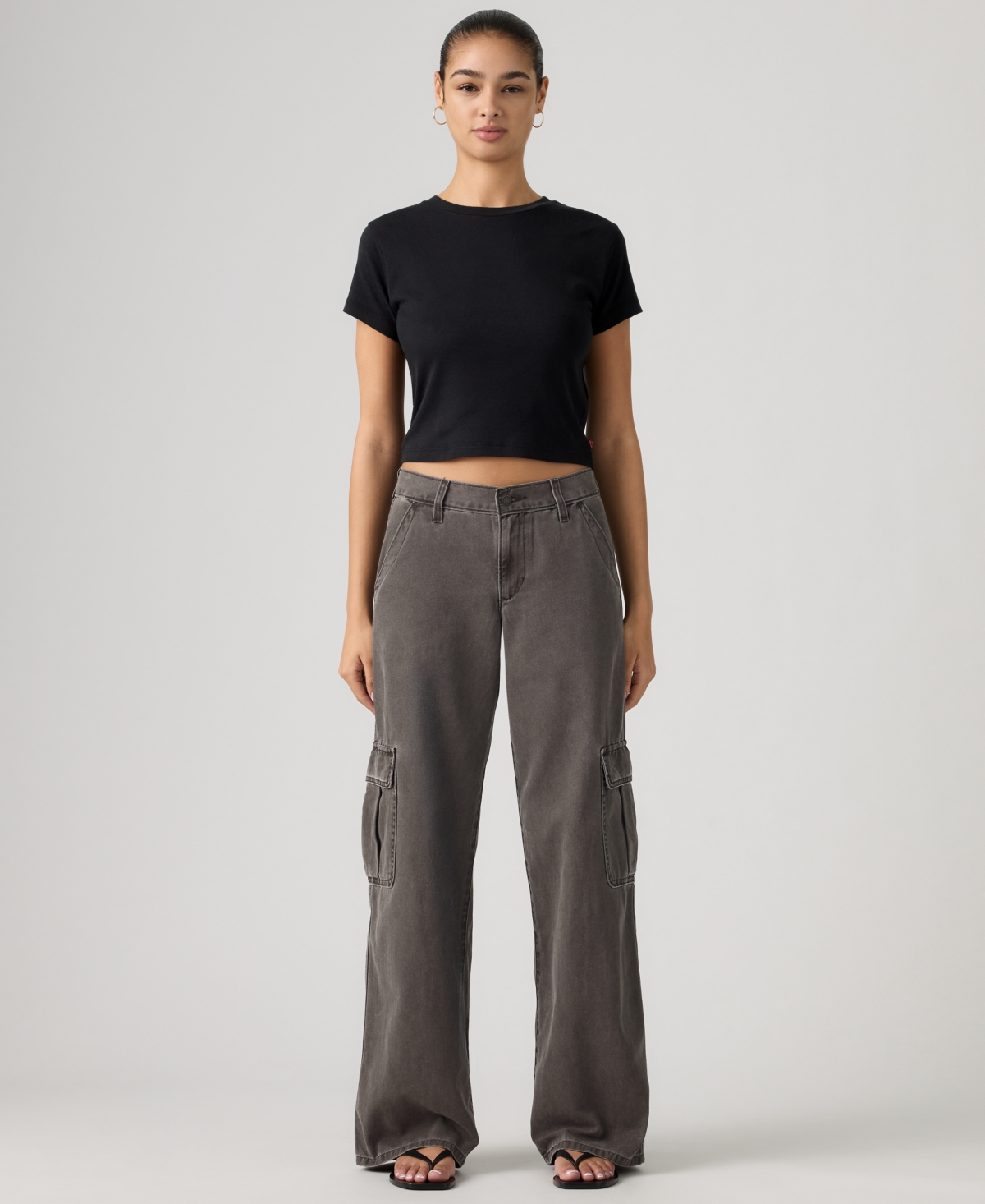 Levi's Women's Superlow Loose Cargo Jeans In Gray