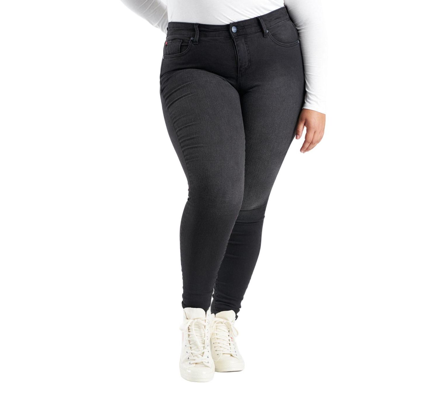Women's Black denim Mid Rise Skinny in 29" inseam - Ballarie