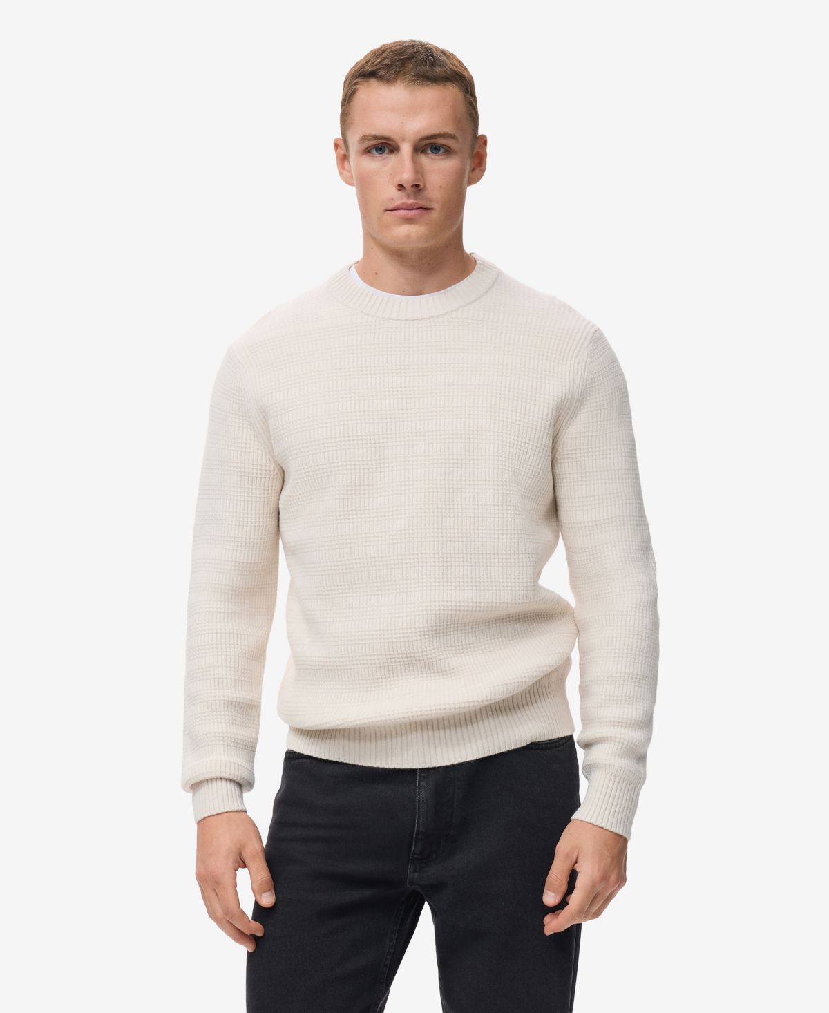 Мужской свитер структурированной вязки