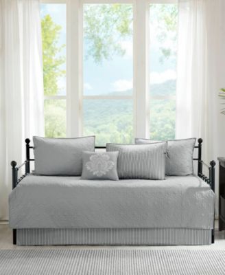 Quebec Reversible 6-Pc. Quilt Set, Daybed