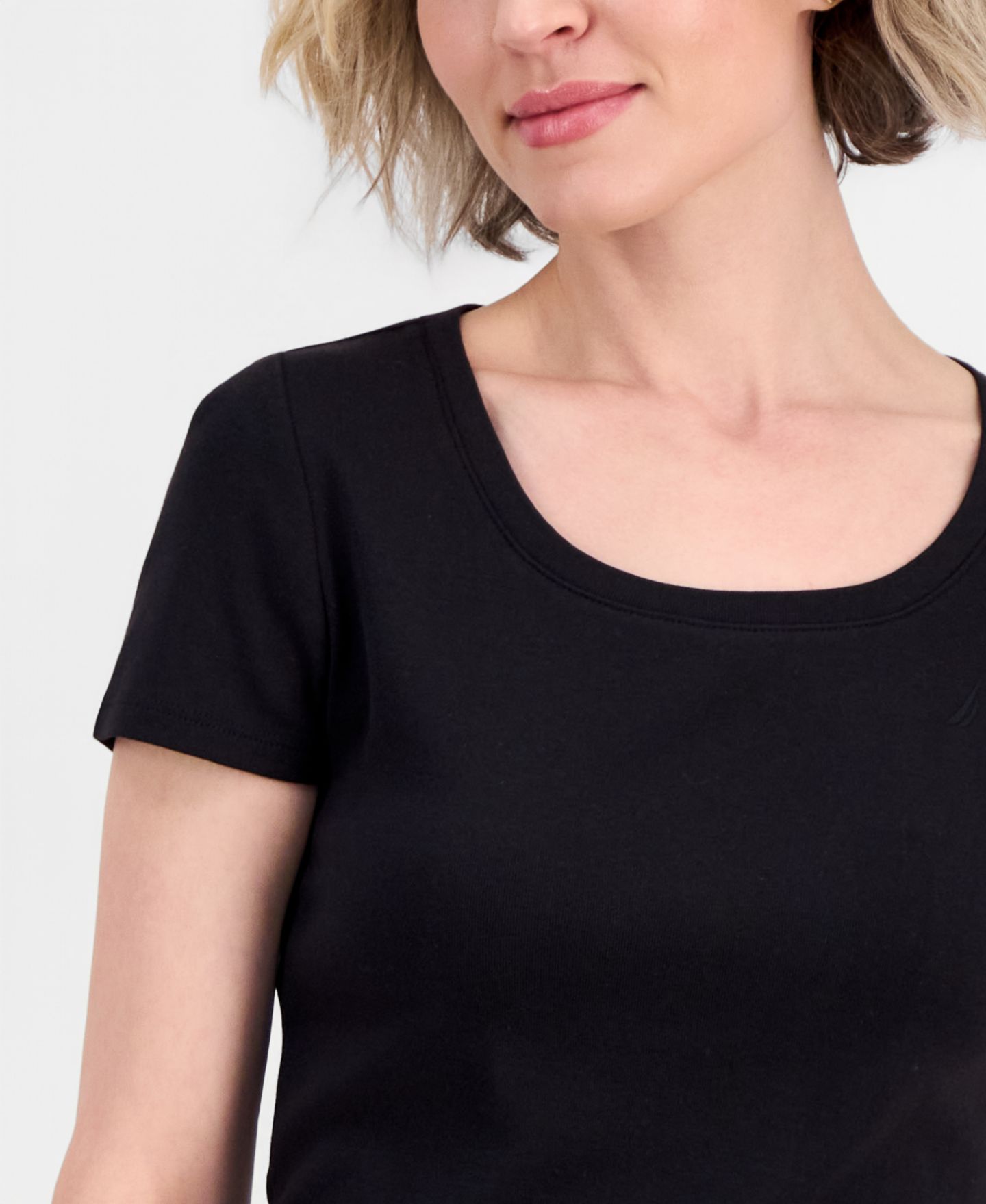 Женская футболка Nautica Cotton Short-Sleeve Scoop-Neck, цвет: Чёрный — фото 3